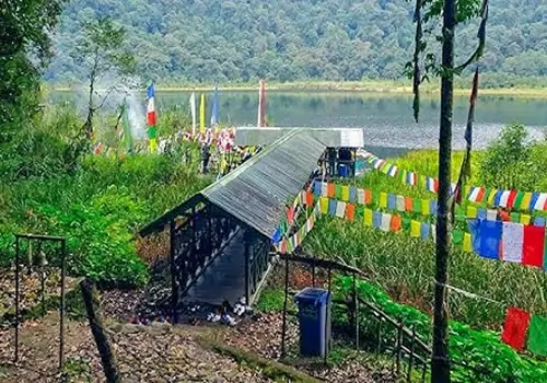 Khecheopalri Lake